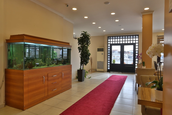 Imagen del bar/restaurante del Hotel Garden Silivri. Foto 5