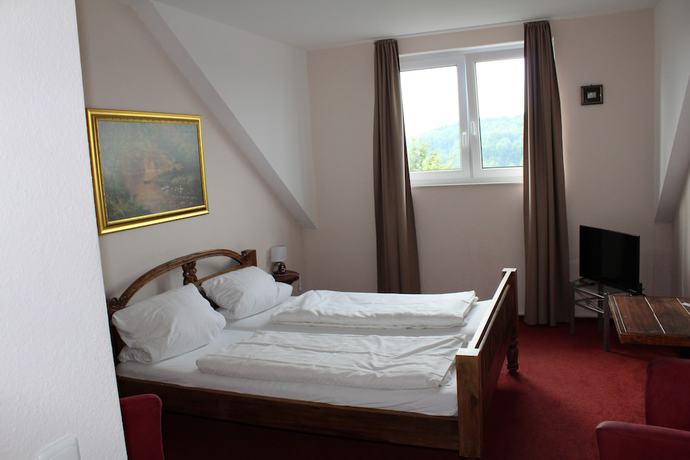 Imagen de la habitación del Hotel Gardenia. Foto 2