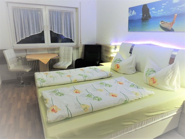 Imagen de la habitación del Hotel Garni 4U. Foto 3