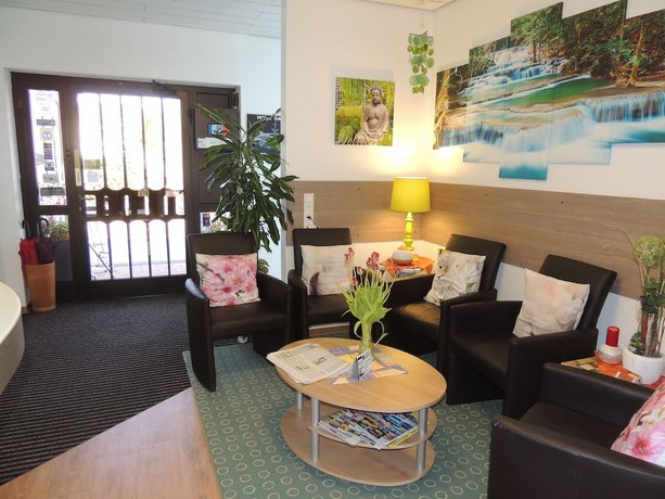 Imagen de los interiores del Hotel Garni 4U. Foto 20