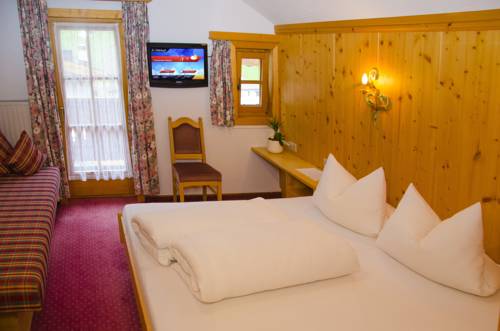 Imagen de la habitación del Hotel Garni Alpenblick. Foto 4