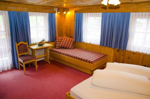 Imagen de la habitación del Hotel Garni Alpenblick. Foto 5