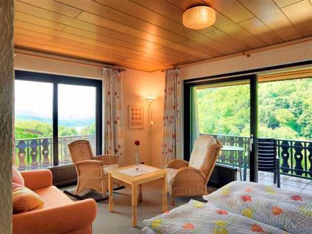 Imagen de la habitación del Hotel Garni Belvedere, das BIO Hotel and SuiteHotel am Ederse. Foto 11