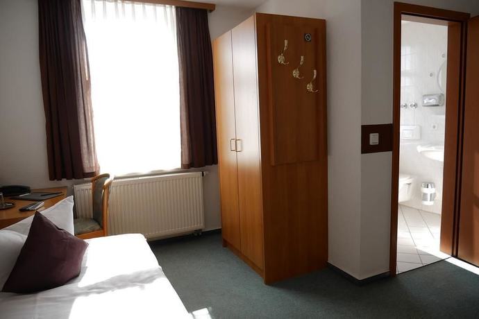 Imagen de la habitación del Hotel Garni Brauhof Niederwiesa. Foto 3