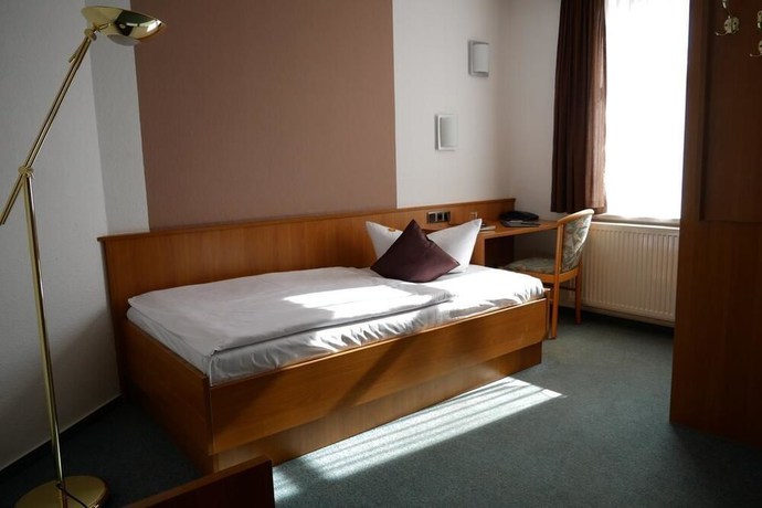 Imagen de la habitación del Hotel Garni Brauhof Niederwiesa. Foto 6