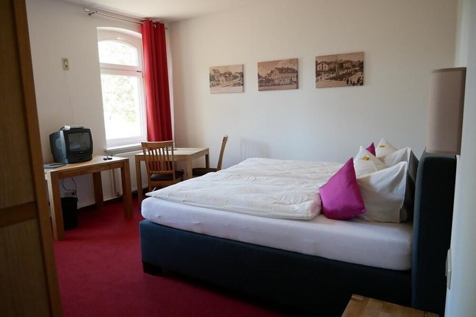 Imagen de la habitación del Hotel Garni Brauhof Niederwiesa. Foto 7
