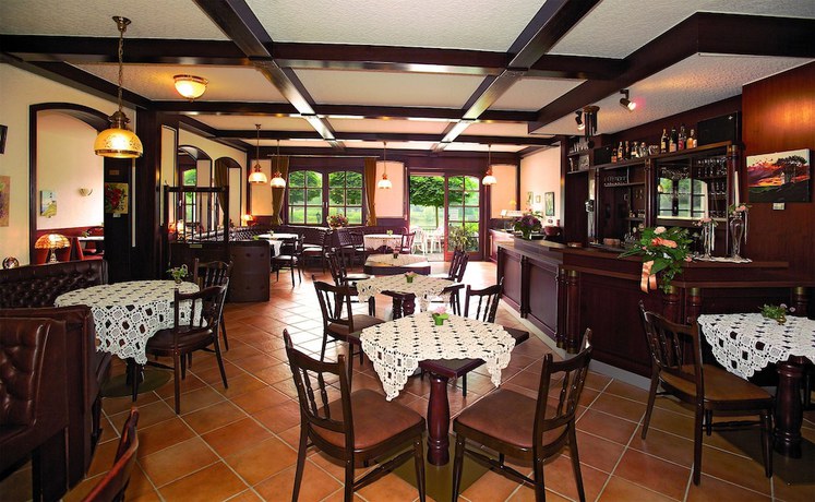 Imagen del bar/restaurante del Hotel Garni Cafe im Hamm. Foto 7