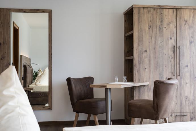 Imagen de la habitación del Hotel Garni Cafe im Hamm. Foto 18