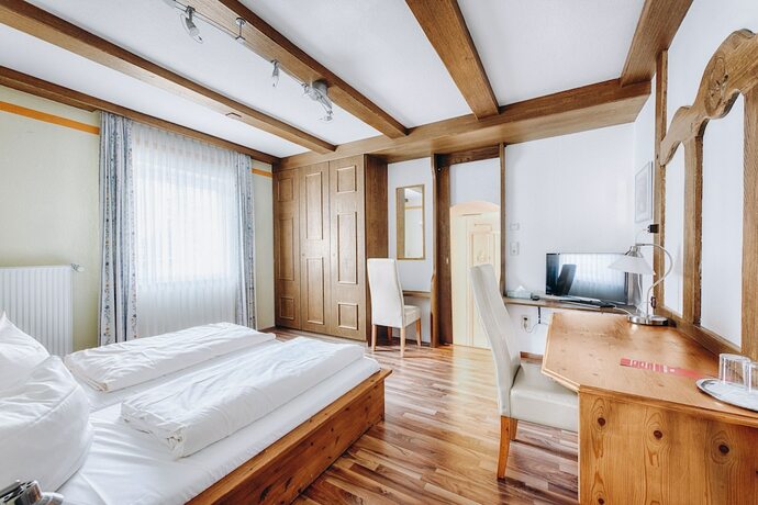 Imagen de la habitación del Hotel Garni Caf&eacute; Nuss. Foto 11