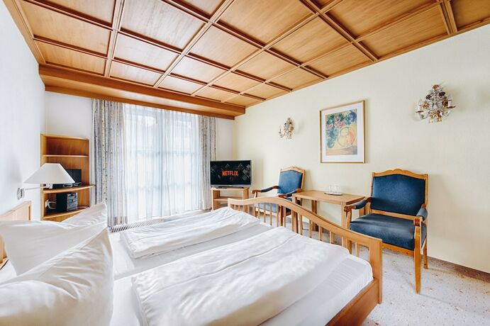 Imagen de la habitación del Hotel Garni Caf&eacute; Nuss. Foto 13