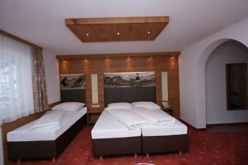 Imagen de la habitación del Hotel Garni Corinna. Foto 9
