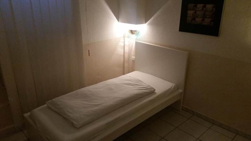 Imagen de la habitación del Hotel Garni Frankfurt. Foto 20