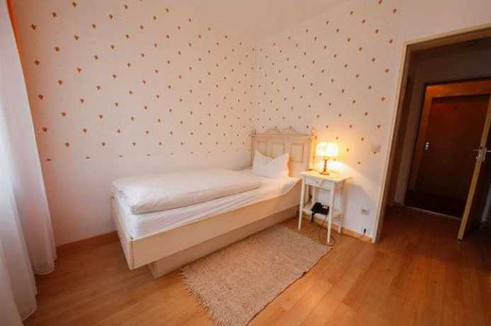 Imagen de la habitación del Hotel Garni Gästehaus Merk. Foto 16