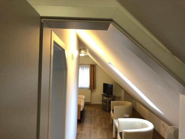 Imagen de la habitación del Hotel Garni Goldene Traube. Foto 7