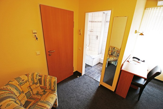 Imagen de la habitación del Hotel Garni Haffmans. Foto 17