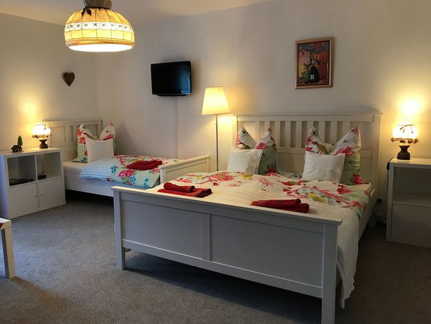 Imagen de la habitación del Hotel Garni Haus Alpine. Foto 2