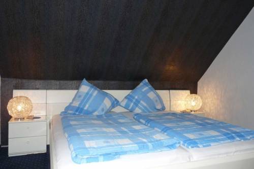 Imagen de la habitación del Hotel Garni Haus Sch&ouml;nberger. Foto 5