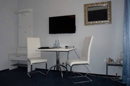 Imagen de la habitación del Hotel Garni Haus Sch&ouml;nberger. Foto 10