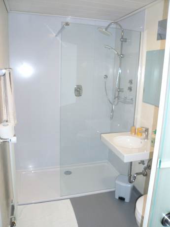 Imagen de la habitación del Hotel Garni Illertal. Foto 13
