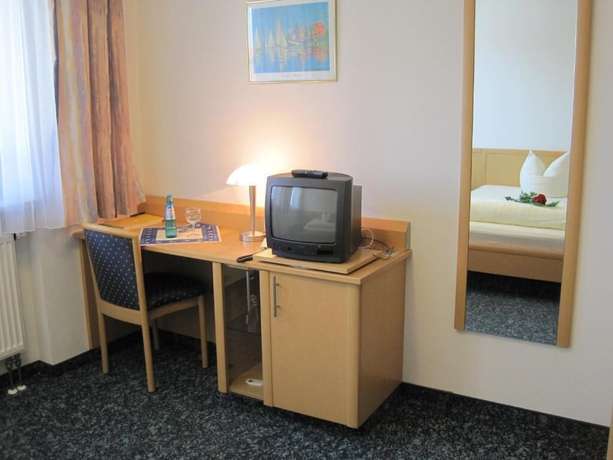 Imagen de la habitación del Hotel Garni Jagermo. Foto 13