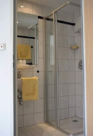 Imagen de la habitación del Hotel Garni Jagermo. Foto 17