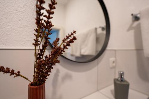 Imagen de la habitación del Hotel Garni Moers. Foto 12
