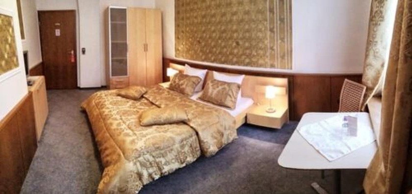 Imagen de la habitación del Hotel Garni Ratstube. Foto 6