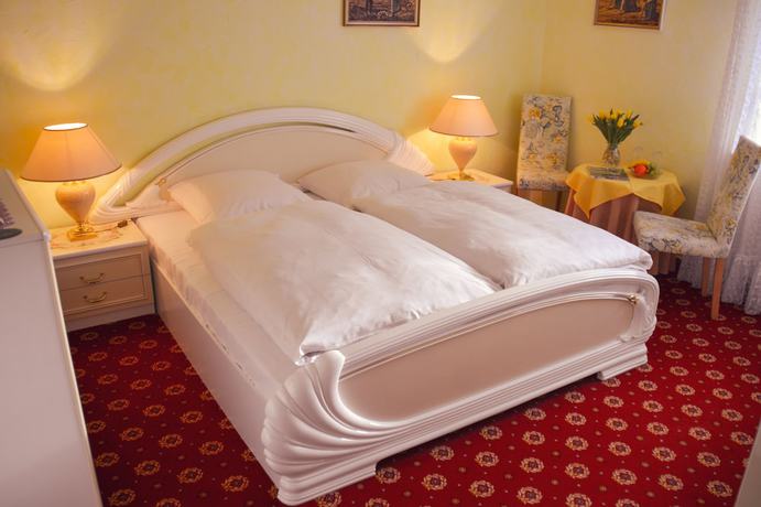 Imagen de la habitación del Hotel Garni Regina, G&ouml;&szlig;weinstein. Foto 11