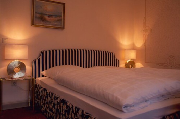Imagen de la habitación del Hotel Garni Regina, G&ouml;&szlig;weinstein. Foto 12