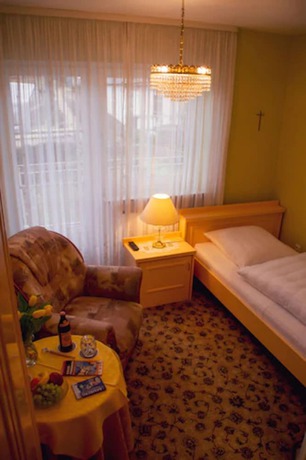 Imagen de la habitación del Hotel Garni Regina, G&ouml;&szlig;weinstein. Foto 15