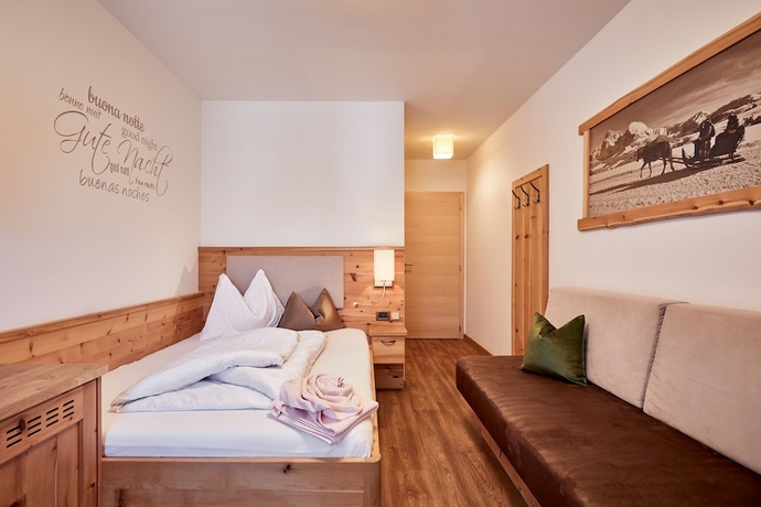 Imagen de la habitación del Hotel Garni Savoy. Foto 9
