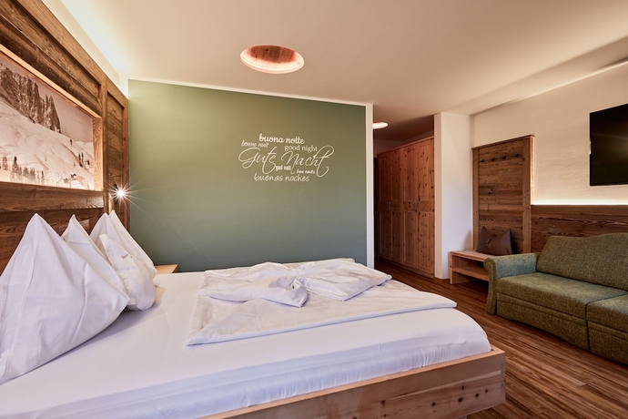 Imagen de la habitación del Hotel Garni Savoy. Foto 14