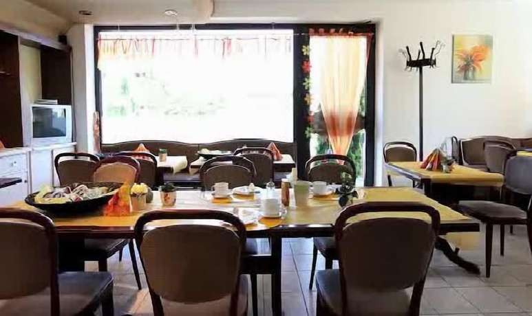 Imagen del bar/restaurante del Hotel Garni Sch&auml;fer. Foto 4