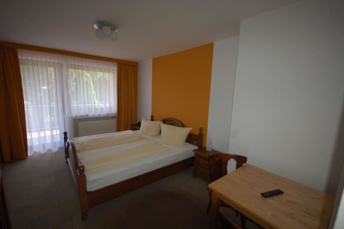 Imagen de la habitación del Hotel Garni Sch&auml;fer. Foto 16