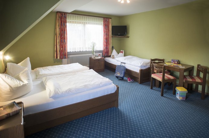 Imagen de la habitación del Hotel Garni Schmieders Ochsen. Foto 8