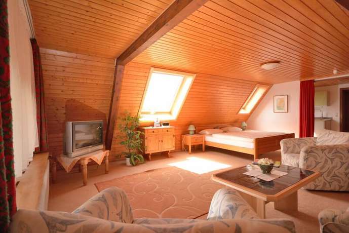 Imagen de la habitación del Hotel Garni Silberdistel. Foto 7
