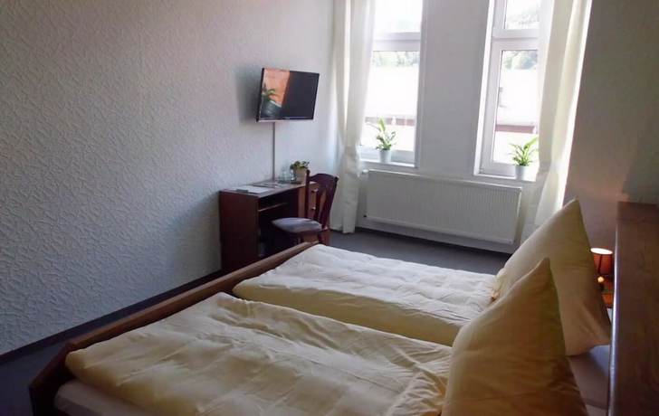 Imagen de la habitación del Hotel Garni Th&uuml;ringer Klo&szlig;Theater. Foto 14