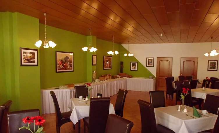 Imagen del bar/restaurante del Hotel Garni Th&uuml;ringer Klo&szlig;Theater. Foto 7