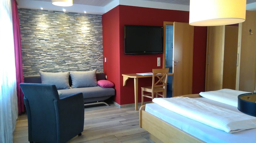 Imagen de la habitación del Hotel Garni Zur Krone. Foto 5