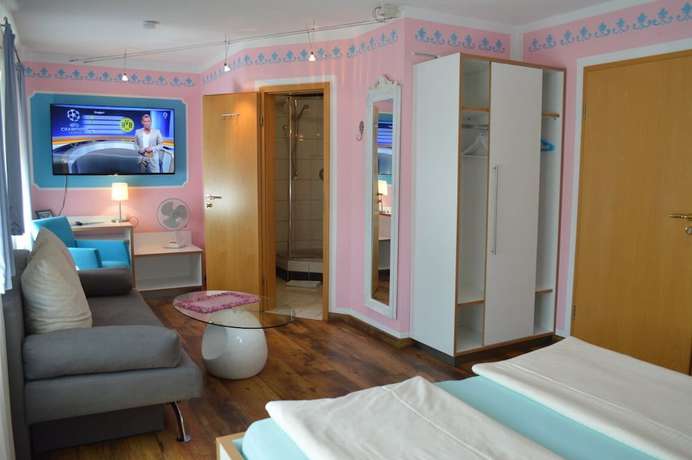 Imagen de la habitación del Hotel Garni Zur Krone. Foto 7