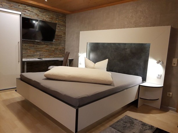 Imagen de la habitación del Hotel Garni Zur Krone. Foto 9