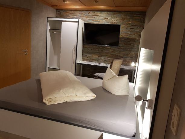 Imagen de la habitación del Hotel Garni Zur Krone. Foto 19