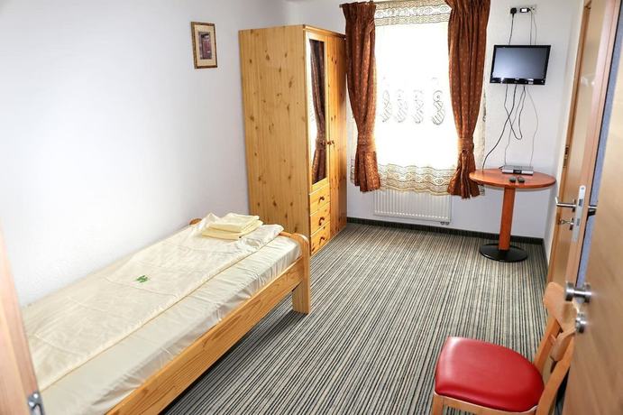 Imagen de la habitación del Hotel Garni zur Eisenbahn. Foto 6