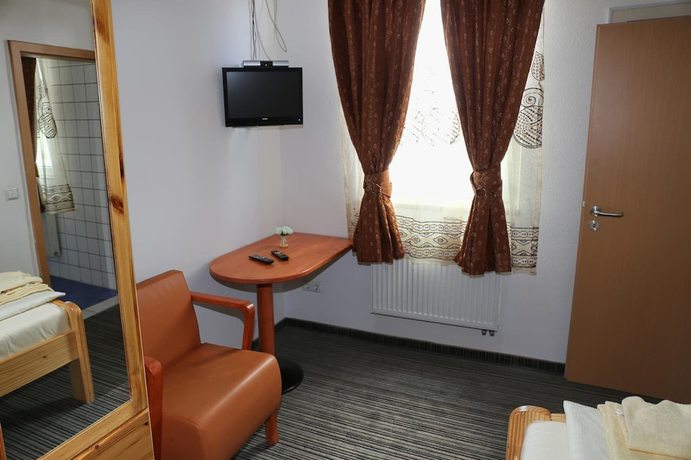 Imagen de la habitación del Hotel Garni zur Eisenbahn. Foto 9
