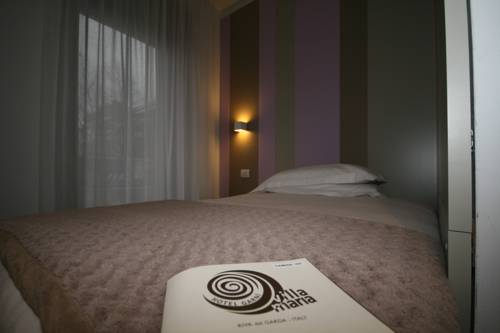 Imagen de la habitación del Hotel Garn&igrave; Villa Maria. Foto 15