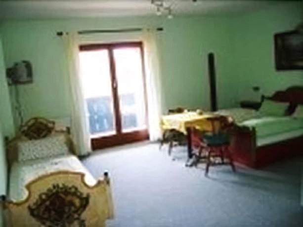 Imagen de la habitación del Hotel Gasthaus Caf&eacute; Bavaria. Foto 10