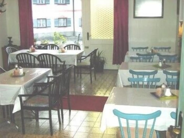 Imagen del bar/restaurante del Hotel Gasthaus Caf&eacute; Bavaria. Foto 4