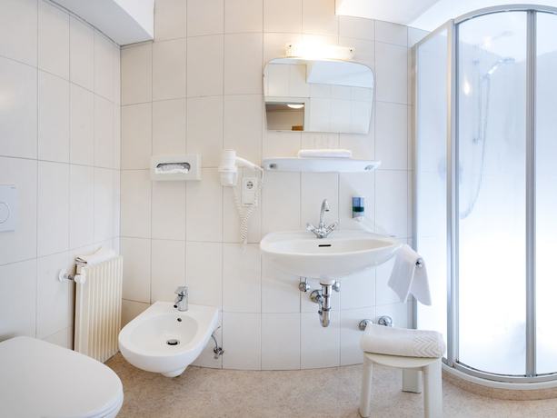 Imagen de la habitación del Hotel Gasthaus Post. Foto 8