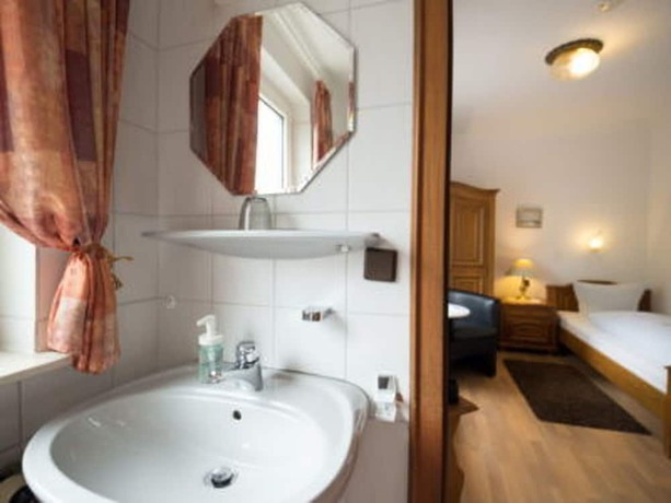 Imagen de la habitación del Hotel Gasthaus Schubert. Foto 7