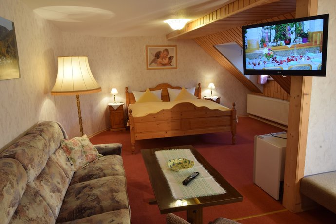 Imagen de la habitación del Hotel Gasthof Garkueche. Foto 9